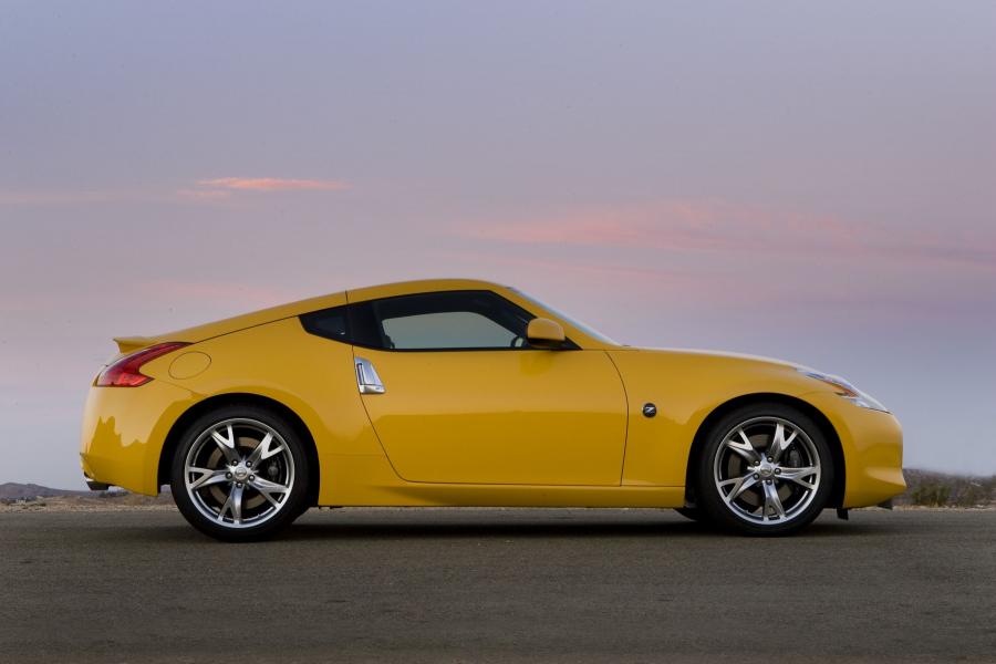  Nissan 370Z 2009 года  (фото 152 из 192)